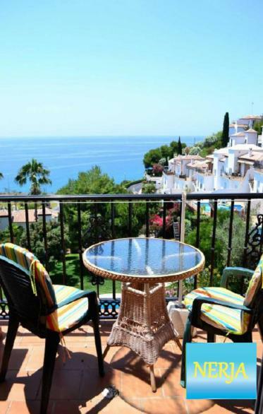 Apartamento Con Espectaculares Vistas Al Mar. Leilighet Nerja Eksteriør bilde